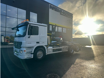 Hook lift truck MERCEDES-BENZ Actros 2545