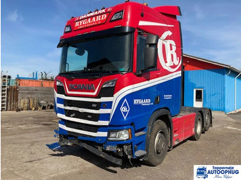 Tractor unit SCANIA R 520