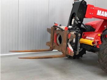 Loader Manitou Rotator Forks: picture 1