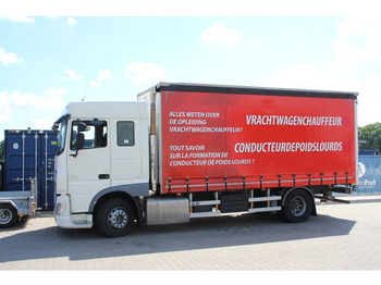 Container transporter/ Swap body truck DAF XF