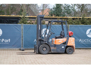 LPG forklift DOOSAN