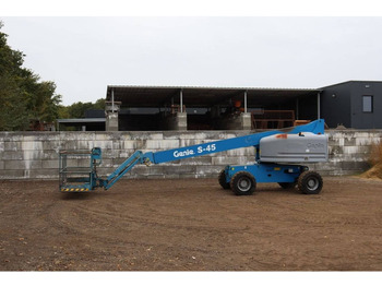 Telescopic boom GENIE S45