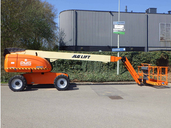 Telescopic boom JLG