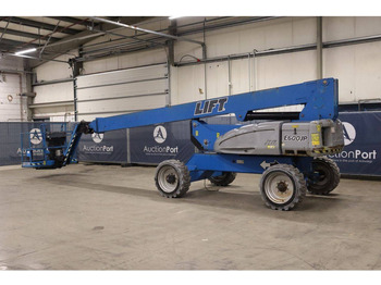 Telescopic boom JLG E600JP: picture 4