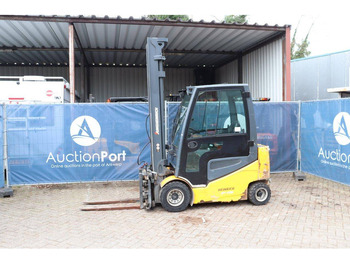 Electric forklift JUNGHEINRICH EFG
