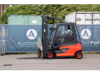 Electric forklift LINDE E25