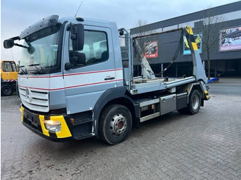 Hook lift truck MERCEDES-BENZ