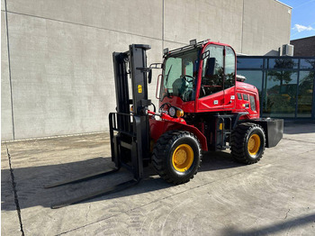 Rough terrain forklift