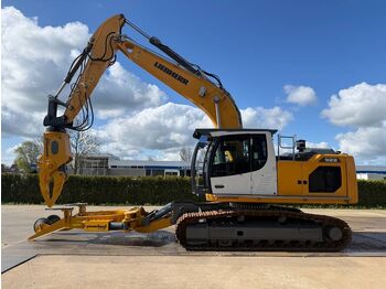 Demolition excavator LIEBHERR R 922