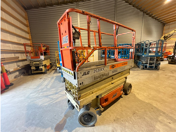 Scissor lift JLG