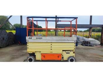 Scissor lift JLG