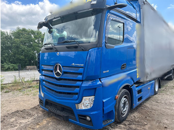 Tractor unit MERCEDES-BENZ Actros 1848