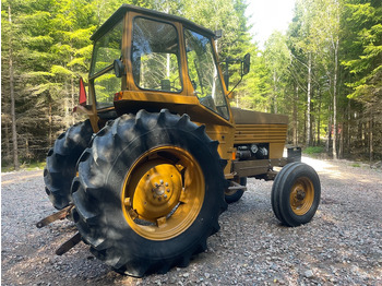 Farm tractor VALMET 502: picture 3
