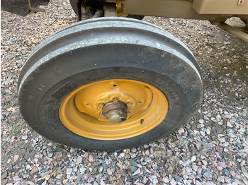 Farm tractor VALMET 502: picture 5
