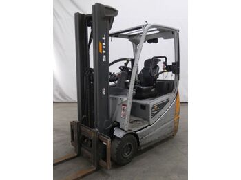 Electric forklift STILL RX20