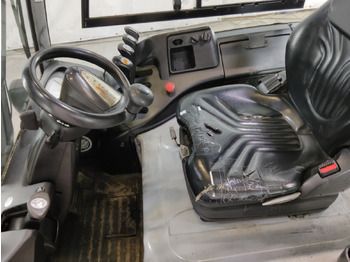Electric forklift STILL RX60-45: picture 3