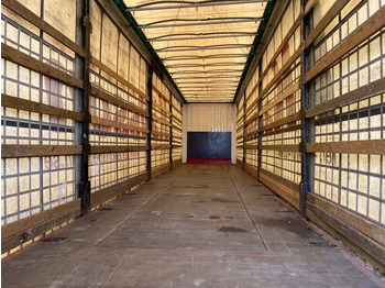 New Curtainsider semi-trailer Krone SD: picture 5