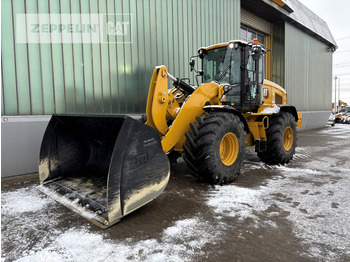 Wheel loader CATERPILLAR 938M