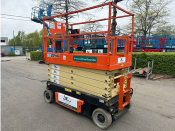 Scissor lift JLG