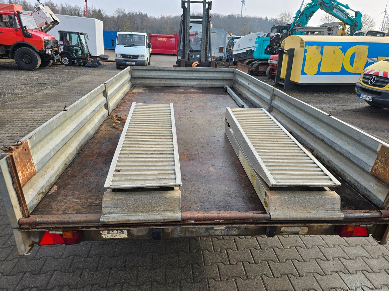 Brenderup Anhänger 2000 GB Bagger L/B/H 4270 x 2050 x 400 - Car trailer: picture 4 Brenderup Anhänger 2000 GB Bagger L/B/H 4270 x 2050 x 400 - Car trailer: picture 4