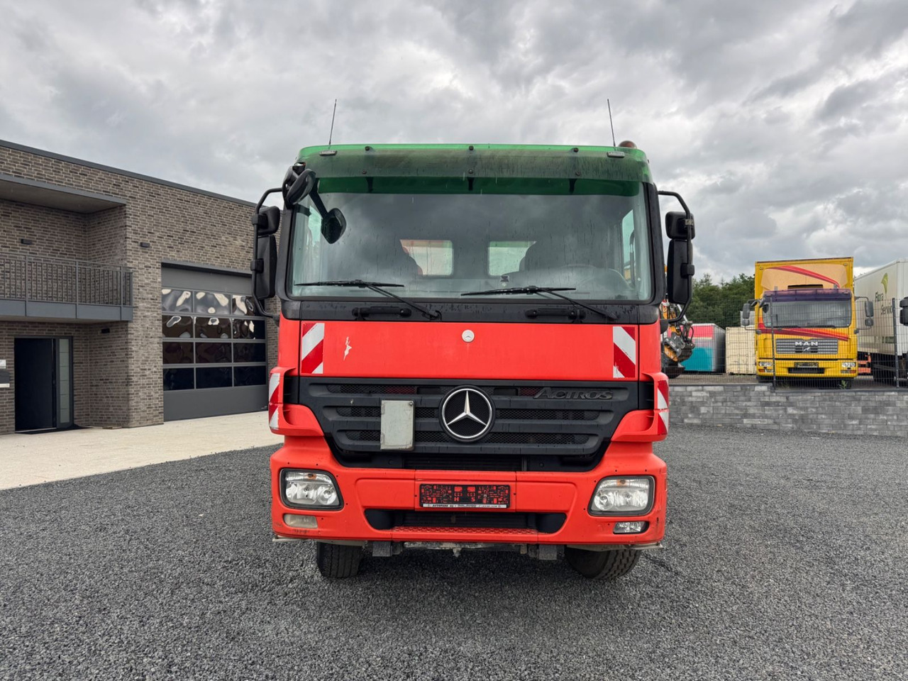 Mercedes-Benz Actros 3244 Dreiseitenkipper Meiller Bordm 8x4 - Tipper: picture 4 Mercedes-Benz Actros 3244 Dreiseitenkipper Meiller Bordm 8x4 - Tipper: picture 4