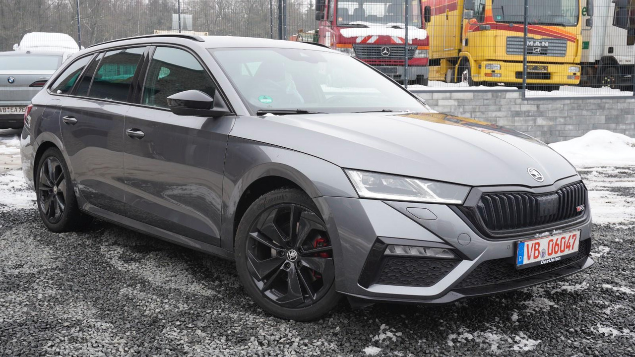 Skoda Octavia Combi RS LED AFS HeadUp Display - Estate car: picture 4 Skoda Octavia Combi RS LED AFS HeadUp Display - Estate car: picture 4