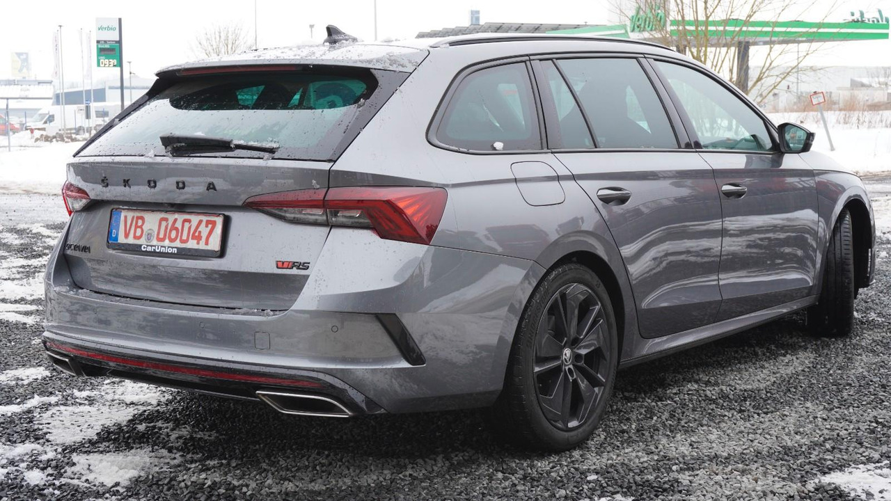 Skoda Octavia Combi RS LED AFS HeadUp Display - Estate car: picture 5 Skoda Octavia Combi RS LED AFS HeadUp Display - Estate car: picture 5