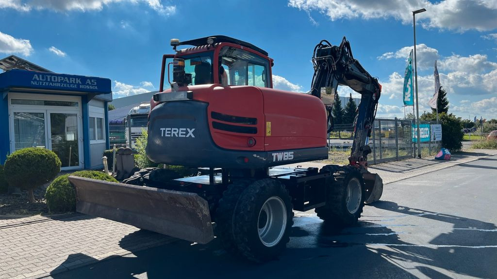 Terex TW85 Mobilbagger 8600 Kg Verstellausleger - Wheel excavator: picture 2 Terex TW85 Mobilbagger 8600 Kg Verstellausleger - Wheel excavator: picture 2