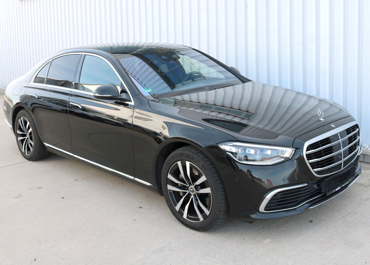 Mercedes-Benz S 580 / 4Matic / Panorama. / Leder NETTO 51900 € - Sedan: picture 4 Mercedes-Benz S 580 / 4Matic / Panorama. / Leder NETTO 51900 € - Sedan: picture 4