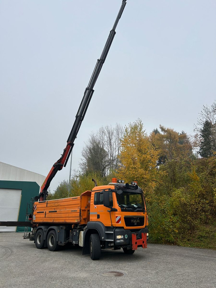 MAN TGS 33.400 6x4 Kipper Palfinger 22002 - Tipper, Crane truck: picture 2 MAN TGS 33.400 6x4 Kipper Palfinger 22002 - Tipper, Crane truck: picture 2