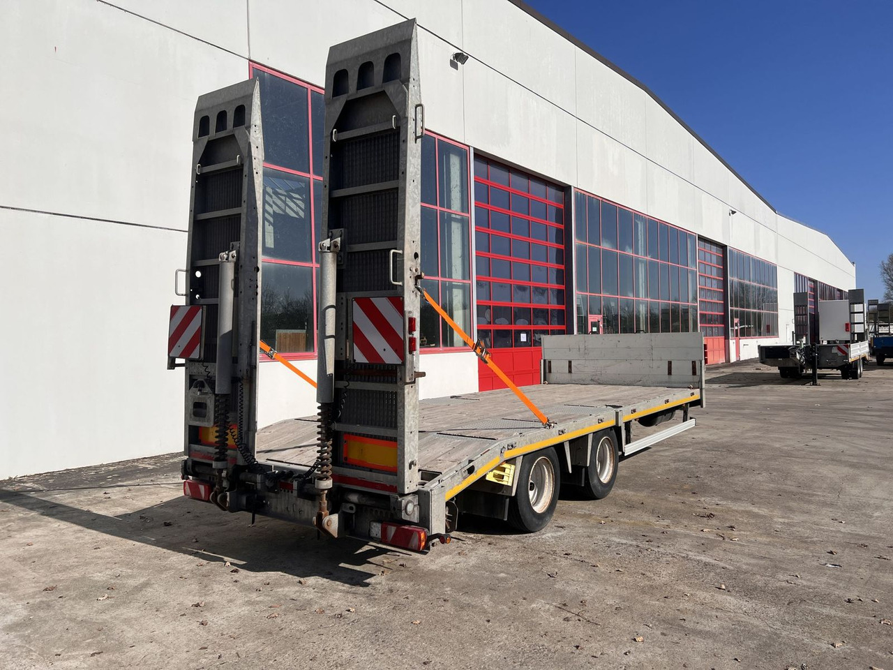 Möslein 19 t Tandemtieflader - Low loader trailer: picture 3 Möslein 19 t Tandemtieflader - Low loader trailer: picture 3