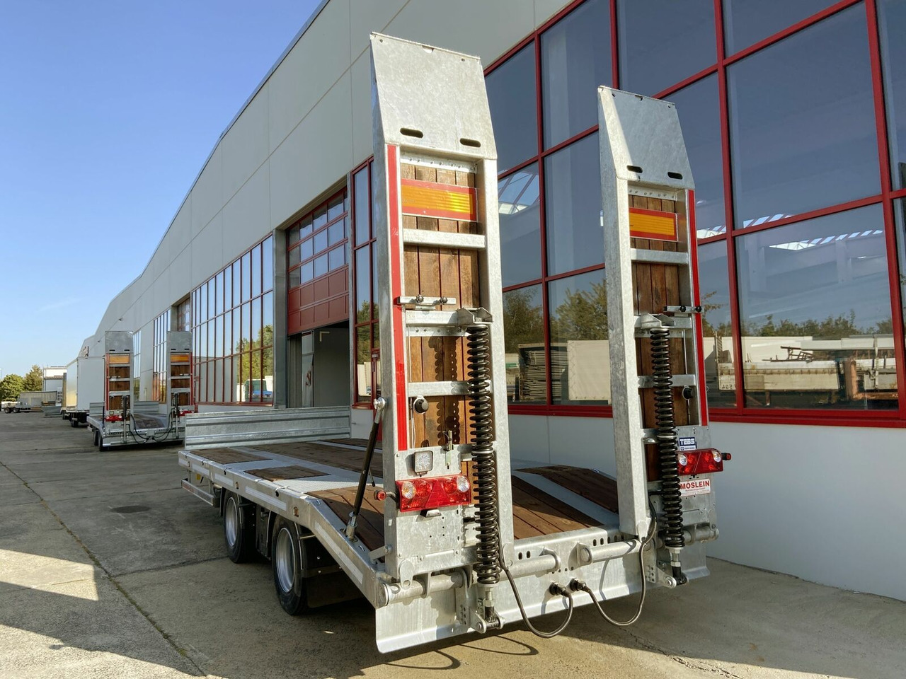 Low loader trailer Möslein  21 t Tandemtieflader, Luftgefedert, NEU: picture 7