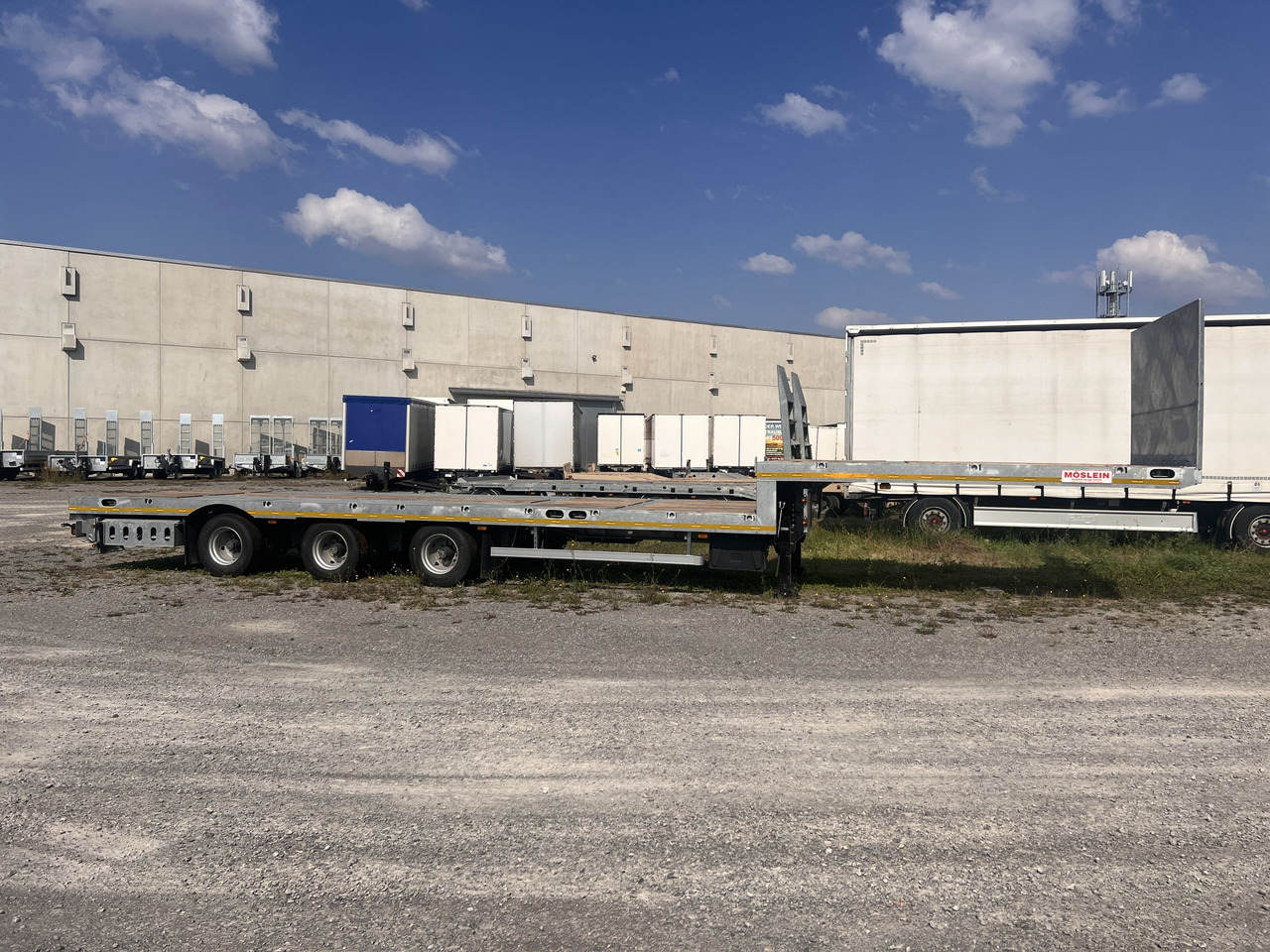 Möslein ST 3 Plato 8,7 3 Achs Satteltieflader Plato 45 t GGfür Fertigteile, Baumaschinen leasing Möslein ST 3 Plato 8,7 3 Achs Satteltieflader Plato 45 t GGfür Fertigteile, Baumaschinen: picture 6 Möslein ST 3 Plato 8,7 3 Achs Satteltieflader Plato 45 t GGfür Fertigteile, Baumaschinen leasing Möslein ST 3 Plato 8,7 3 Achs Satteltieflader Plato 45 t GGfür Fertigteile, Baumaschinen: picture 6