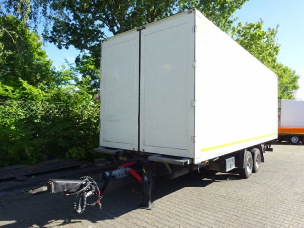 Möslein TKO 105 Schwebheim Tandemkoffer, Ladebordwand + Durchladbar - Closed box trailer: picture 4 Möslein TKO 105 Schwebheim Tandemkoffer, Ladebordwand + Durchladbar - Closed box trailer: picture 4