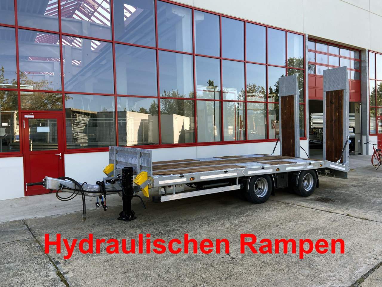 Möslein TT21-6,5 hydr 21 t Tandemtieflader, hydr. Rampen, NEU - Low loader trailer: picture 3 Möslein TT21-6,5 hydr 21 t Tandemtieflader, hydr. Rampen, NEU - Low loader trailer: picture 3