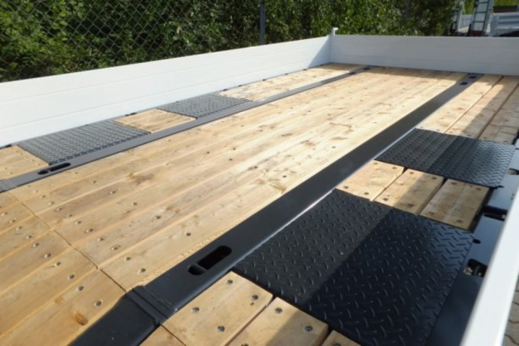 New Low loader trailer for transportation of heavy machinery Möslein TTT 11- 6,28 Weiß  Neuer Tandemtieflader: picture 11