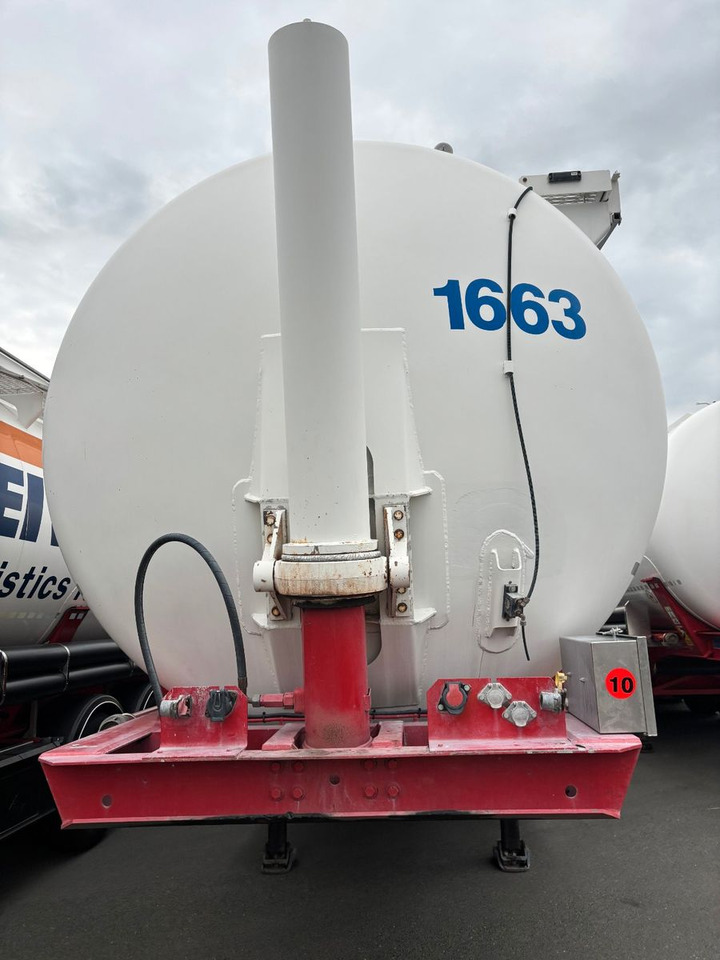 Feldbinder KIP 60.3 E-Hydraulik - Silo semi-trailer: picture 2 Feldbinder KIP 60.3 E-Hydraulik - Silo semi-trailer: picture 2