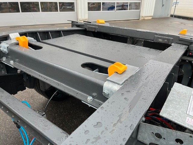 New Roll-off/ Skip trailer Schlittenanhänger 18 S Schlittenanhänger 18 S: picture 14