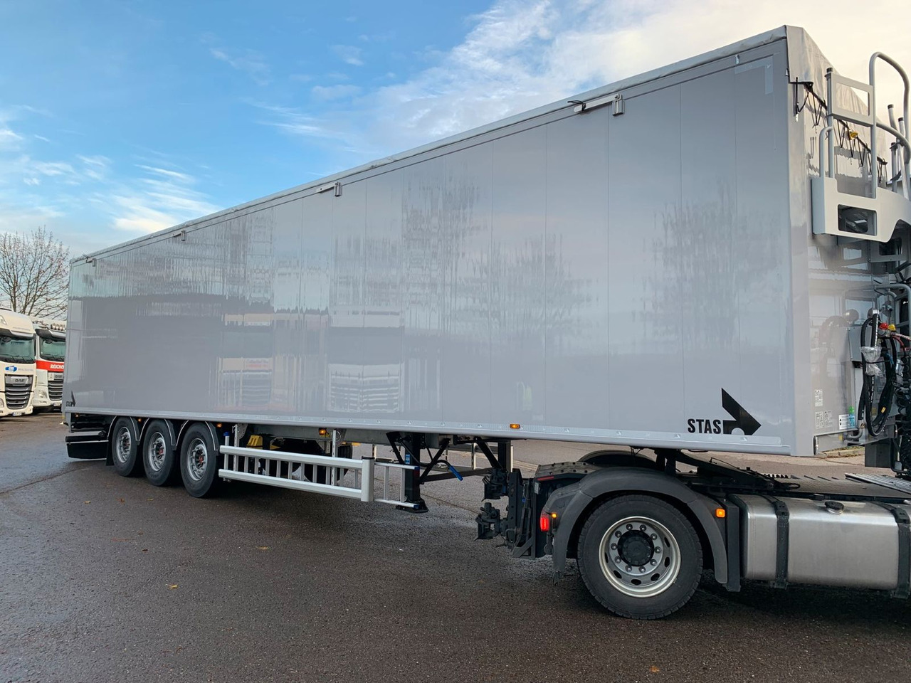 Stas Biostar 91,3 cbm - Walking floor semi-trailer: picture 1 Stas Biostar 91,3 cbm - Walking floor semi-trailer: picture 1