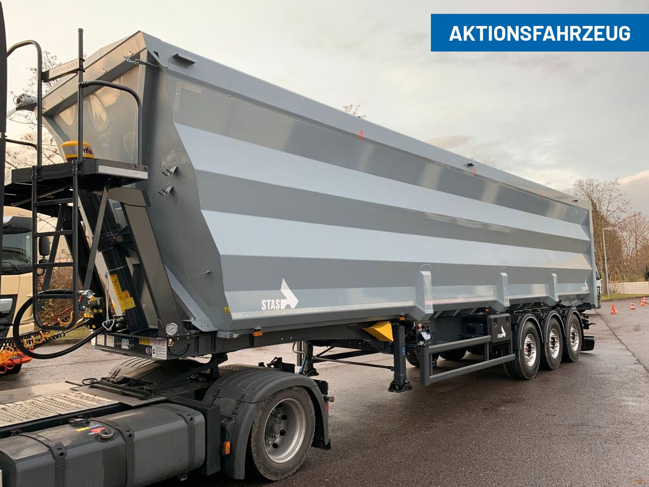 Stas ferroSTAR 68 cbm - Tipper semi-trailer: picture 1 Stas ferroSTAR 68 cbm - Tipper semi-trailer: picture 1