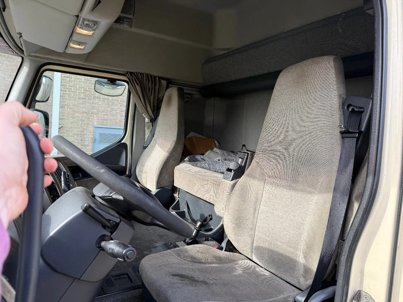 Renault Premium 330 2006 euro 3 airco - Box truck: picture 5 Renault Premium 330 2006 euro 3 airco - Box truck: picture 5