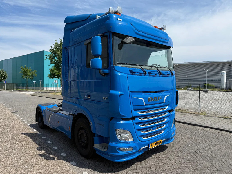 DAF XF 480 2019 only 674.000 km !!! like new !!! - Tractor unit: picture 2 DAF XF 480 2019 only 674.000 km !!! like new !!! - Tractor unit: picture 2