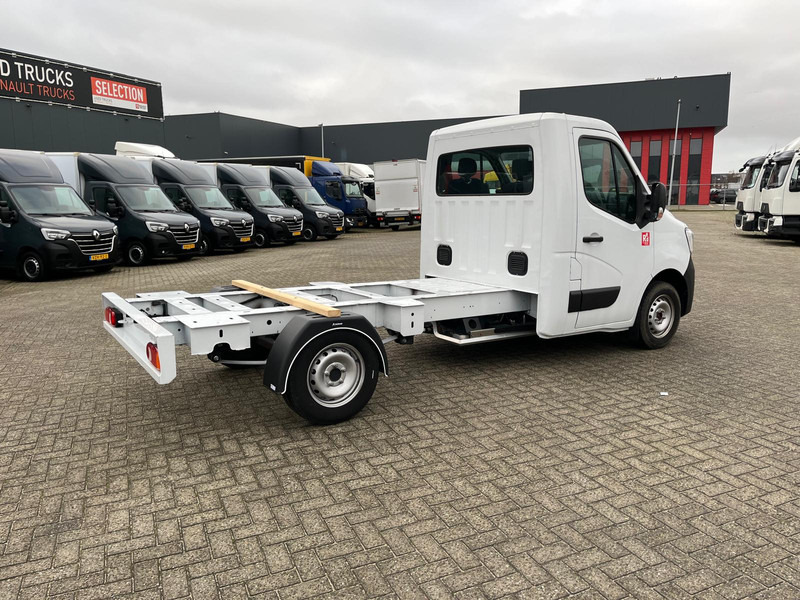 Renault Master Z.E. Red edition, 3T5 52 KWH, Ccab , FWD L2, - Commercial vehicle, Electric van: picture 5 Renault Master Z.E. Red edition, 3T5 52 KWH, Ccab , FWD L2, - Commercial vehicle, Electric van: picture 5