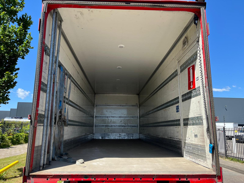 Box truck Renault D 19 Wide 280 E6 P4x2, Global Cab, Airco, Nav, Camera: picture 14 Box truck Renault D 19 Wide 280 E6 P4x2, Global Cab, Airco, Nav, Camera: picture 14