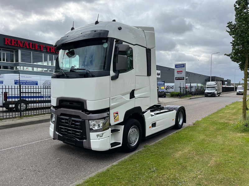 Renault T-13 High 480 T4x2, High Sleeper, Airco, Nav, Camera - Tractor unit: picture 1 Renault T-13 High 480 T4x2, High Sleeper, Airco, Nav, Camera - Tractor unit: picture 1