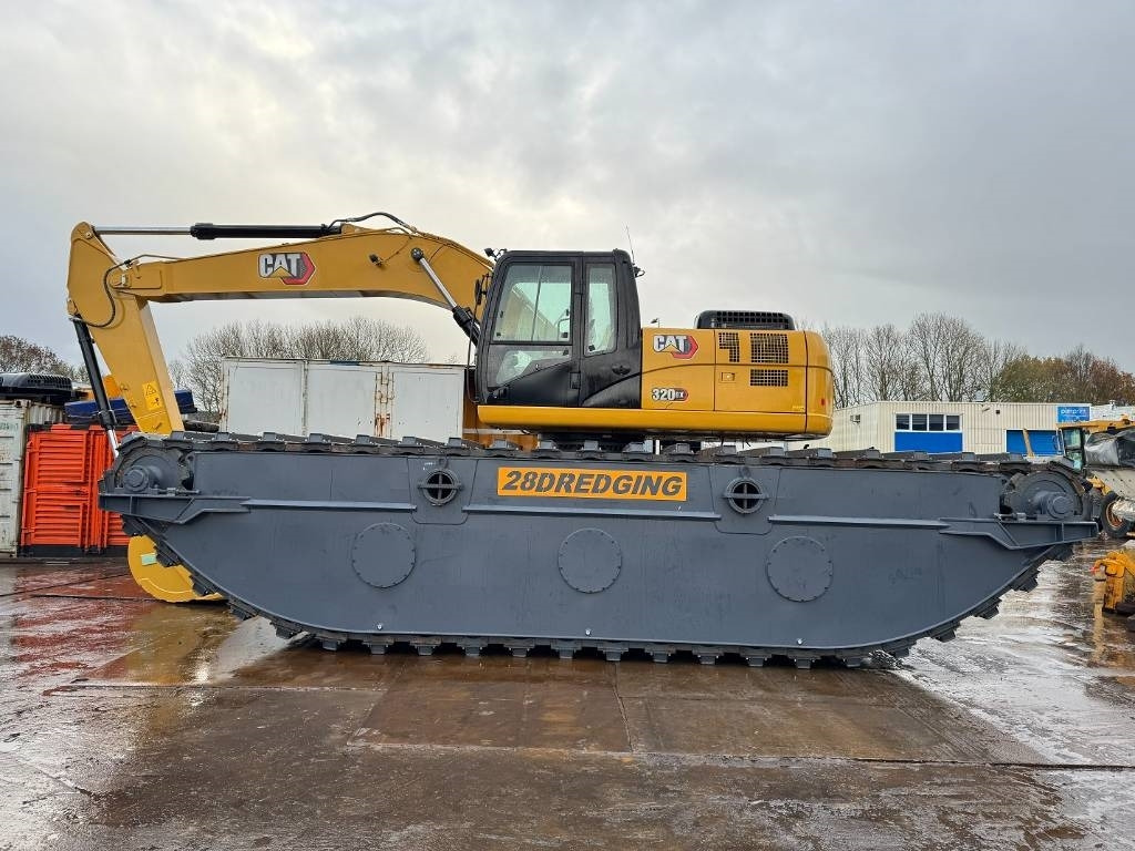CAT 320 swampbuggy amphibious bigfloat - Amphibious excavator: picture 2 CAT 320 swampbuggy amphibious bigfloat - Amphibious excavator: picture 2