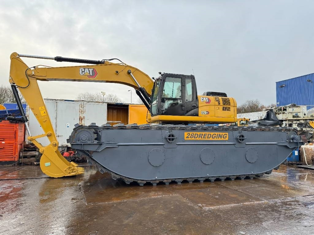 CAT 320 swampbuggy amphibious bigfloat - Amphibious excavator: picture 3 CAT 320 swampbuggy amphibious bigfloat - Amphibious excavator: picture 3