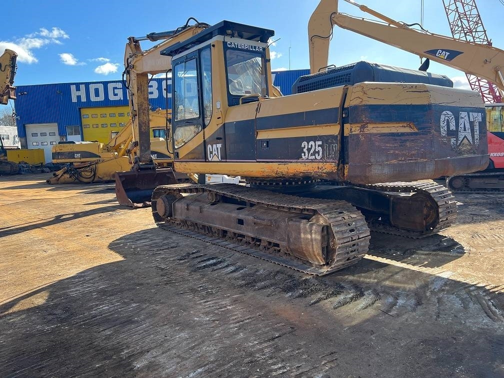 CAT 325L - Crawler excavator: picture 2 CAT 325L - Crawler excavator: picture 2