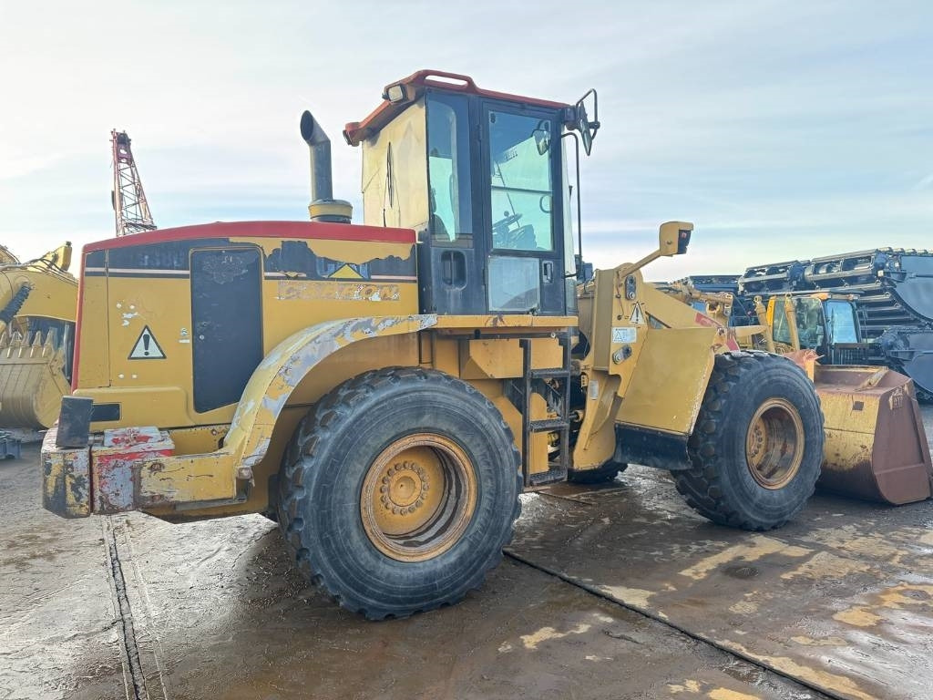 Wheel loader CAT 938 G: picture 6