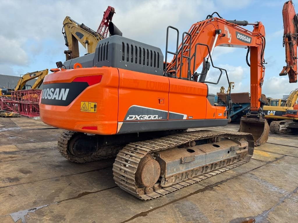 Doosan DX 300 LC-5 - Crawler excavator: picture 5 Doosan DX 300 LC-5 - Crawler excavator: picture 5